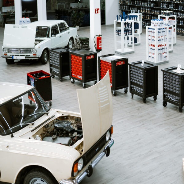 standort-gummersbach-kstools-werkzeugwagen-2